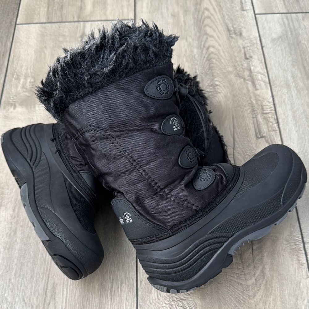 Kamik Girls Warm Snow Boots Size 1